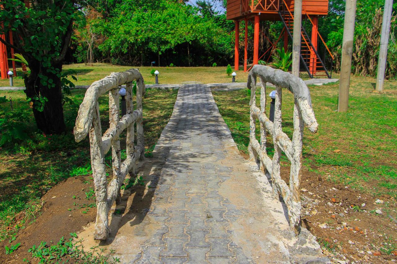 Sigiri Royal Point Tree House Hotell Sigiriya Eksteriør bilde